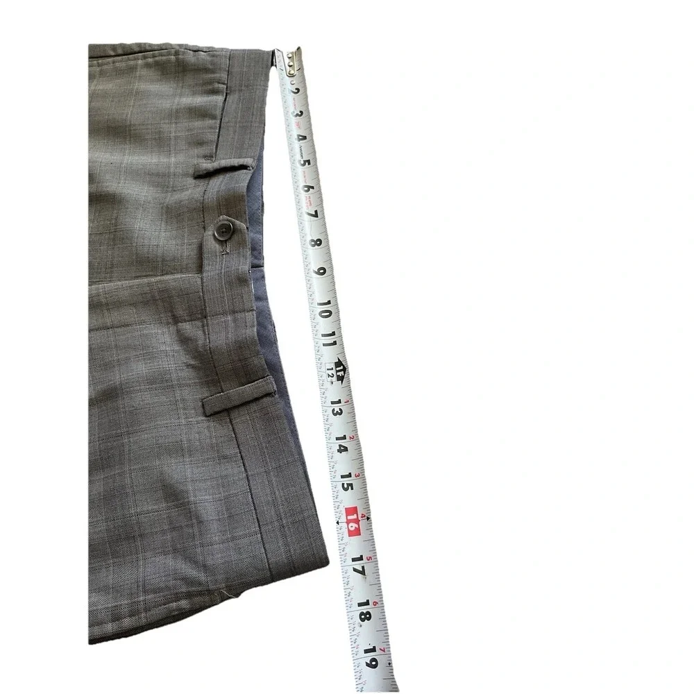 Tommy Hilfiger Gray Plaid Wool 2 Piece Suit Mens 40R Jacket 34W Pants